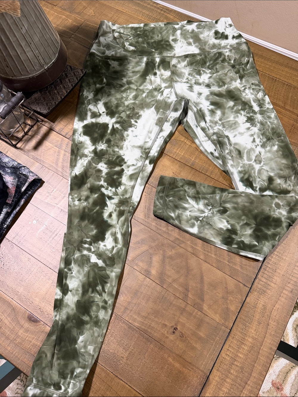 lululemon Align Super High Rise Pant
28" - Picture 9 of 9